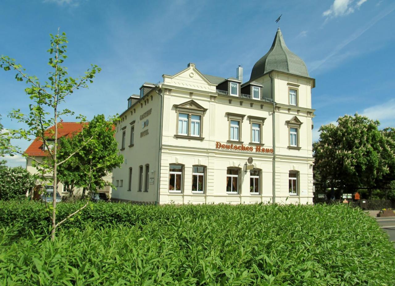 Hotel Deutsches Haus Weinboehla Bagian luar foto